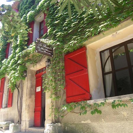 Hotel Les Remparts เวอนาสก์ ภายนอก รูปภาพ