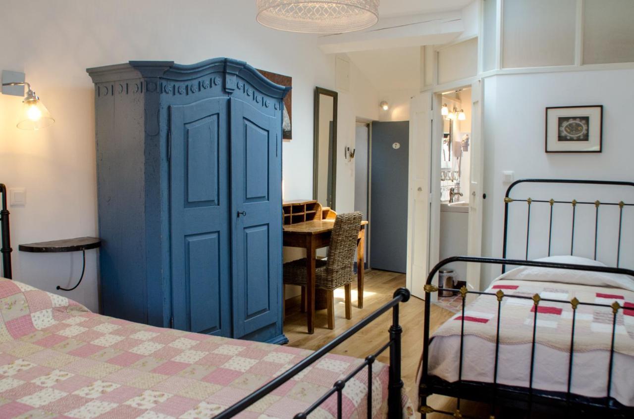 Hotel Les Remparts เวอนาสก์ ภายนอก รูปภาพ